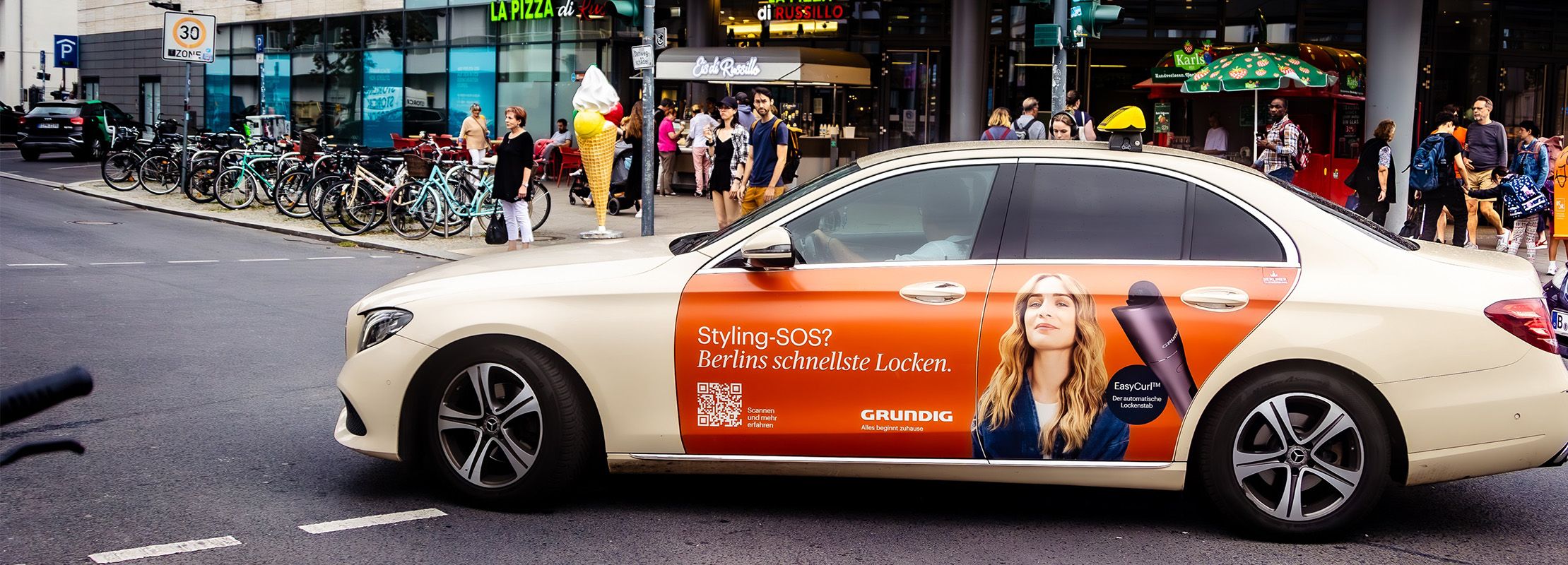 Taxiwerbung in Berlin